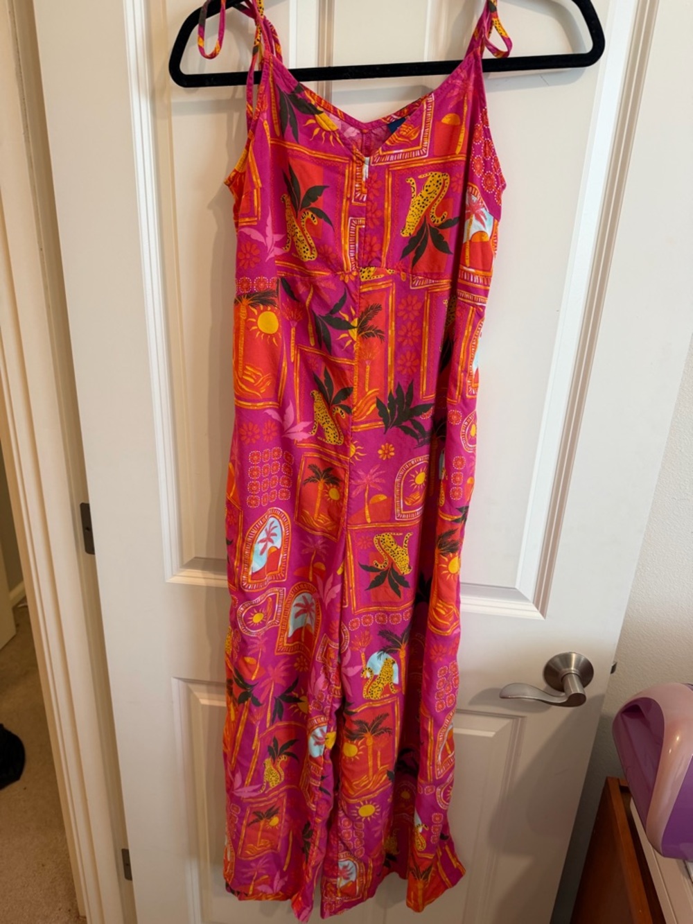 Hot pink jungle print old navy wide leg jumpsuit, size medium.